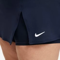 Nike Women's Dri-FIT Victory Skirt (Obsidian/White) 10 Nike Women's Dri-FIT Victory Skirt (Obsidian/White) -Racquet Equipment Shop CV4729 451 PHSYM002 3144