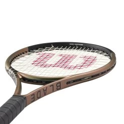 Wilson Blade 100L V8 17 Wilson Blade 100L V8 -Racquet Equipment Shop WR078911U 4 Blade 100L v8 Iridescent.png.cq5dam.web .1200.1200